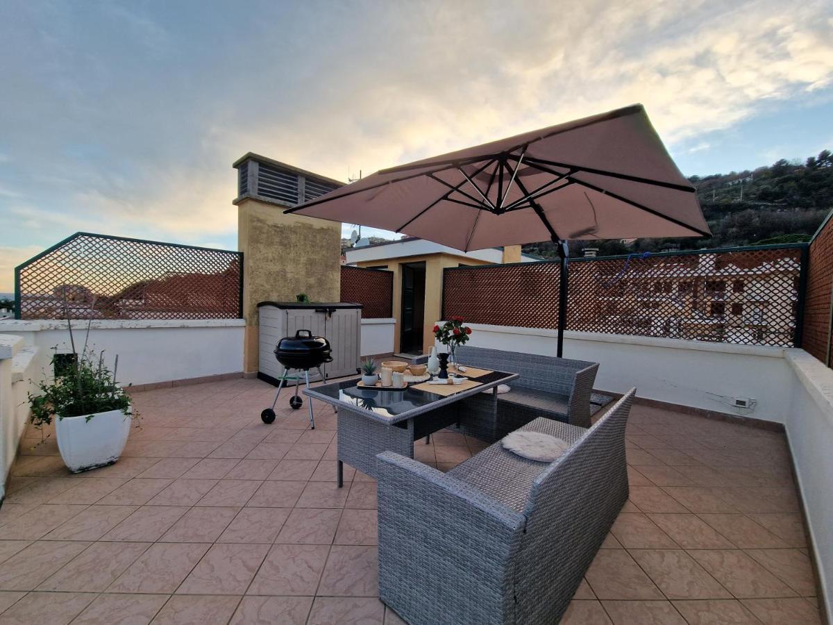 650 Metri Dal Mare - Wifi - Terrazzo - Piscina - A/C Pietra Ligure Exterior foto